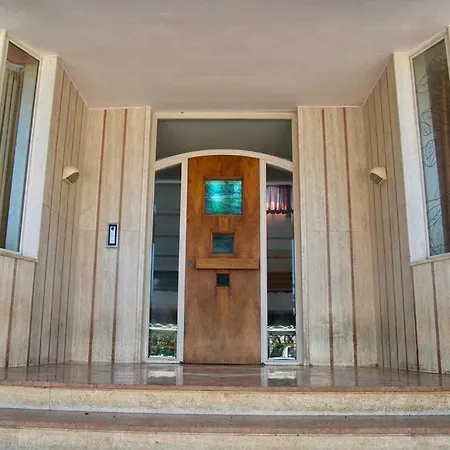 Quadrifoglio Bed and Breakfast Άντρια